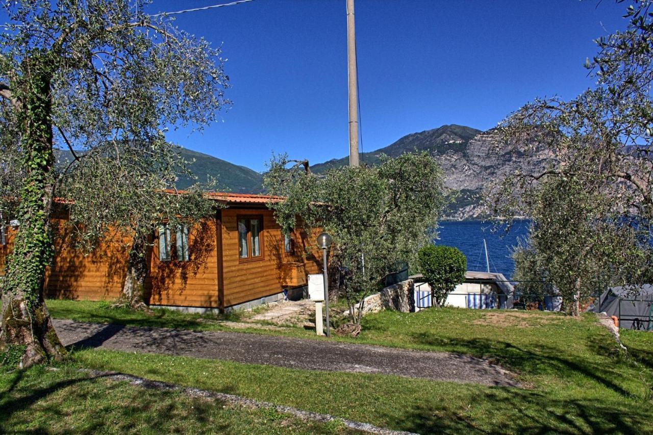 Monja Village Brenzone sul Garda Exterior photo