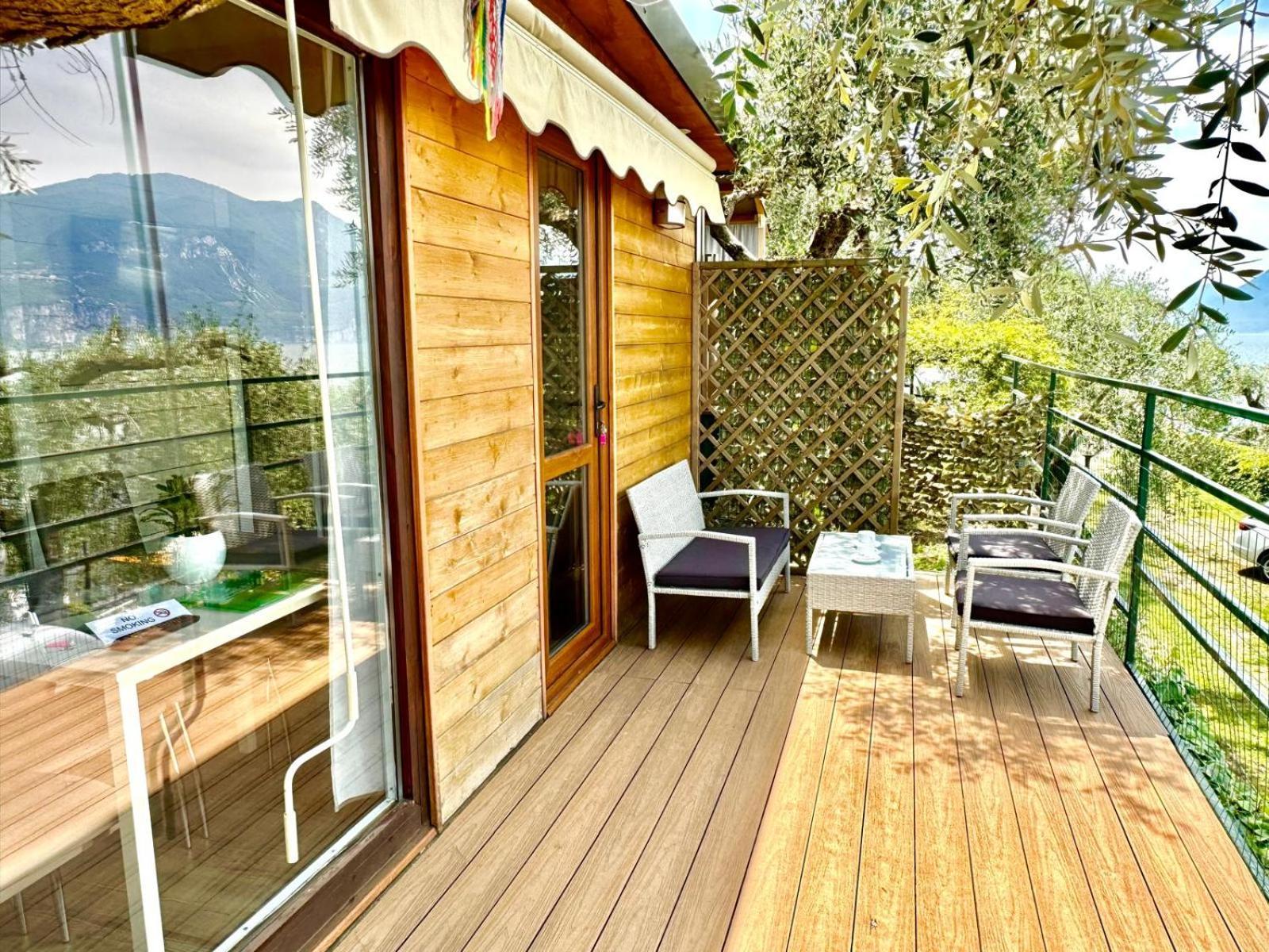 Monja Village Brenzone sul Garda Exterior photo