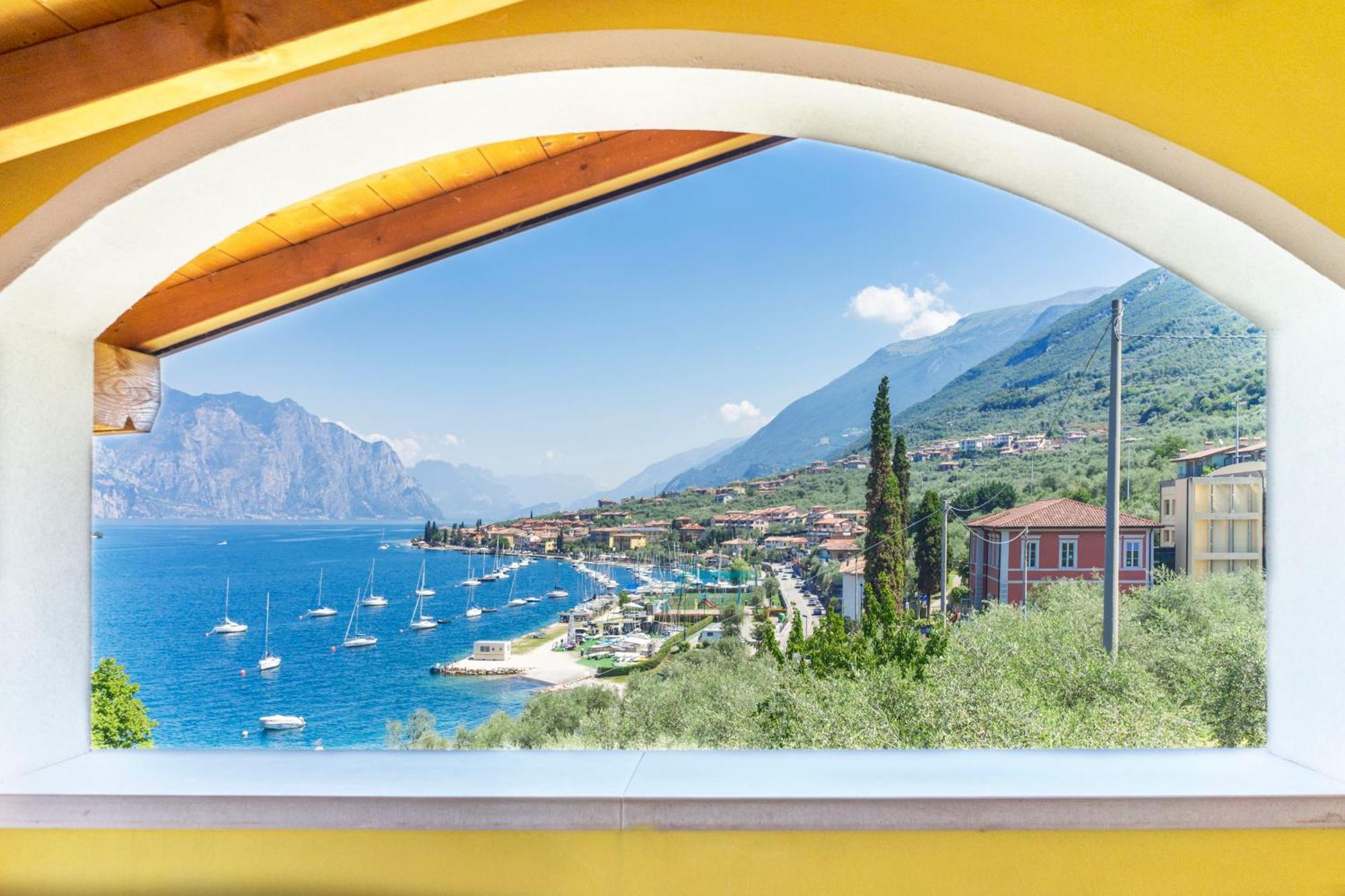 Monja Village Brenzone sul Garda Exterior photo
