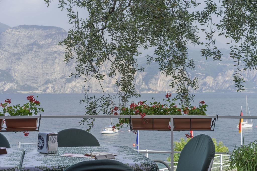 Monja Village Brenzone sul Garda Exterior photo